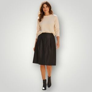 Banana Republic Skirt Womens 12 Black‎ Glossy Finish Metallic Sheen Knee Length